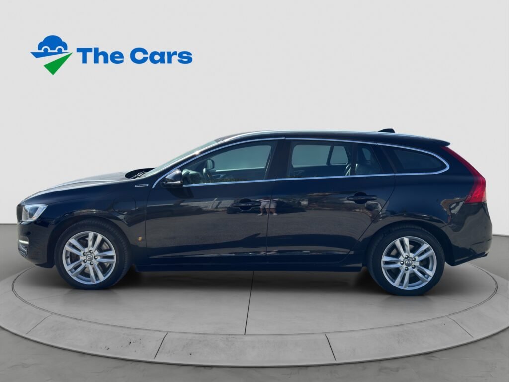 Volvo V60 D6 Plug-in Hybrid Diesel 286HP Automatic