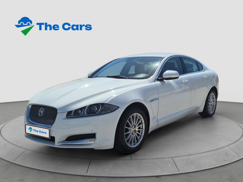 Jaguar XF 2.2 D 200CV Auto 8v INTERIOR CUERO/ALCÁNTARA ASIENTOS ELÉCTRICOS ITV HASTA 2026