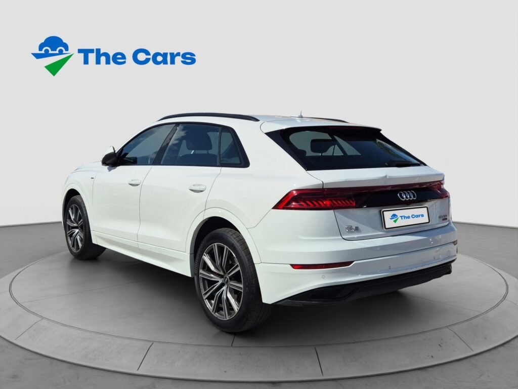 Audi Q8 50 TDI Quattro 286CV Tiptronic PAQUETE S LINE ETIQUETA ECO ENGANCHE DE REMOLQUE ITV HASTA 2027