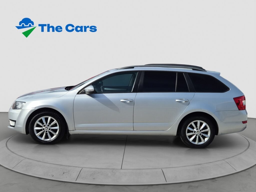Skoda Octavia Combi 1.4 TSI 140CV DSG CAMBIO AUTOMÁTICO DSG BOLA DE REMOLQUE HOMOLOGADA ASIENTOS CALEFACTABLES ITV HASTA 2027