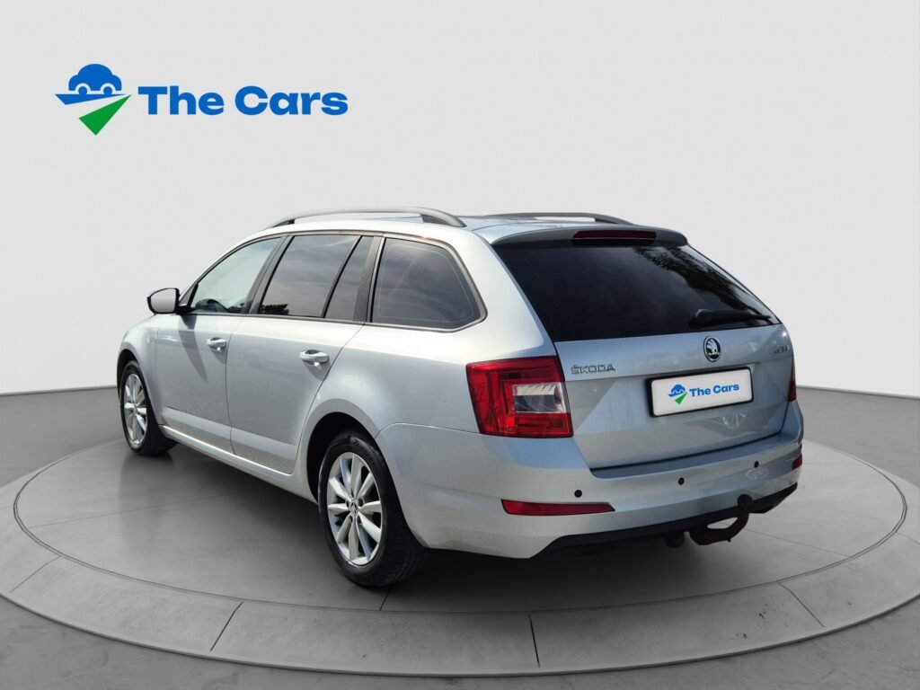 Skoda Octavia Combi 1.4 TSI 140CV DSG CAMBIO AUTOMÁTICO DSG BOLA DE REMOLQUE HOMOLOGADA ASIENTOS CALEFACTABLES ITV HASTA 2027