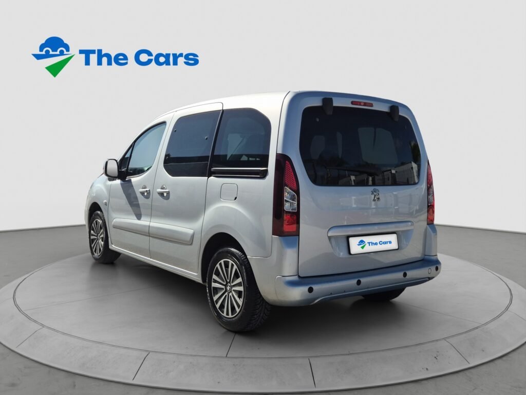 Peugeot Partner Tepee 1.6 BlueHDi 120CV CLASIFICACIÓN TURISMO 10.00 ITV HASTA OCTUBRE 2028 PANTALLA TÁCTIL CONTROL DE CRUCERO