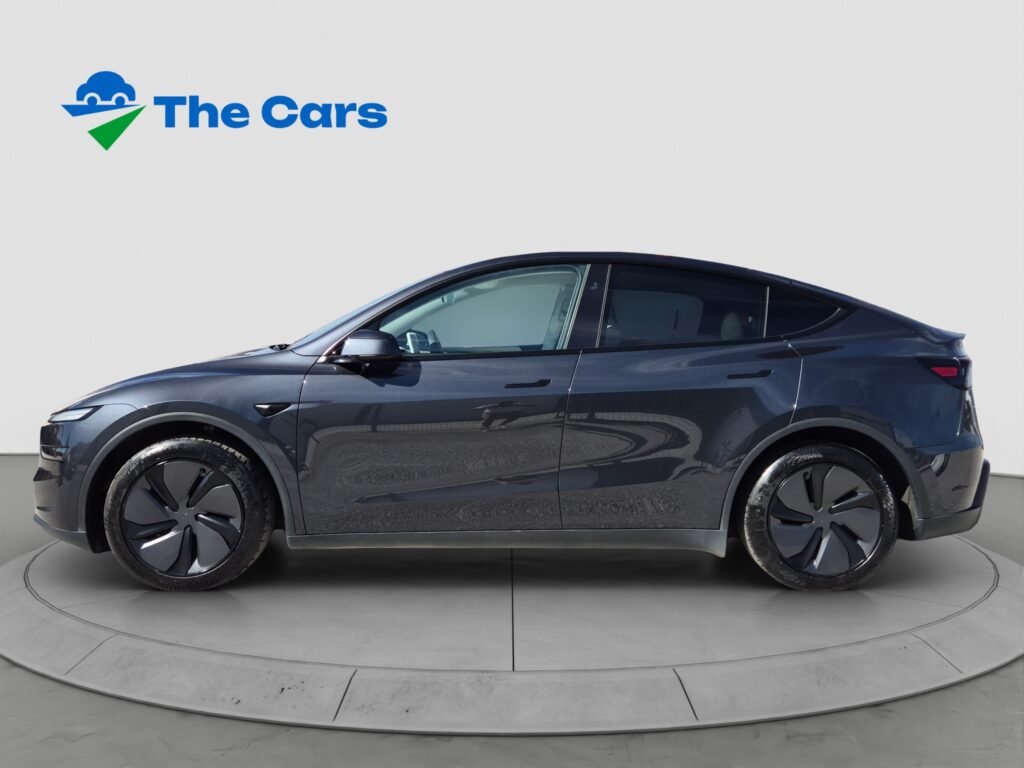 Tesla Model Y Gran Autonomía (Long Range) RWD SÓLO 24.600 KM ETIQUETA CERO INTERIOR BLANCO PANTALLA TRASERA ITV HASTA 2029